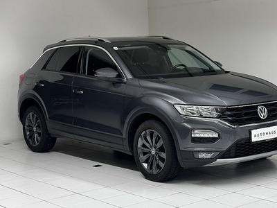 VW T-Roc 1,0 TSI Design*ACC*SHZ*SPURHALTE*APPLECARPLAY*