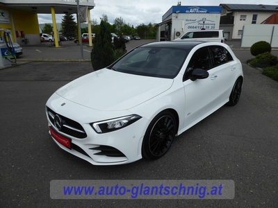 Mercedes-Benz A 200 ** AMG Line * Night Paket **