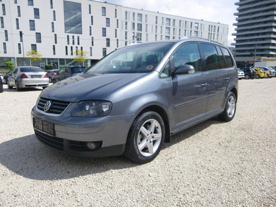 VW Touran Highline 1,9 TDI