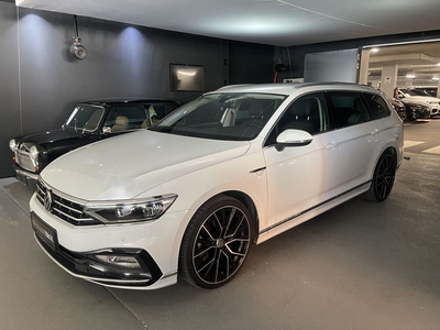 VW Passat Elegance 4Motion*Voll*Vitual*Standh