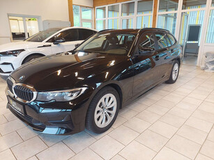 BMW 320 d xDrive Touring 48 V Mild-Hybrid-Technologi...