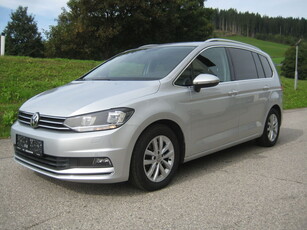 VW Touran Highline 1,6 TDI, DSG, Navi, Standheizung