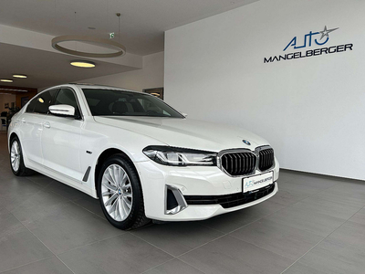 BMW 545 e PHEV xDrive Aut. Head-Up,Schiebedach, Komf...