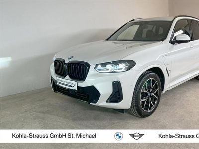 BMW X3 xDrive30e