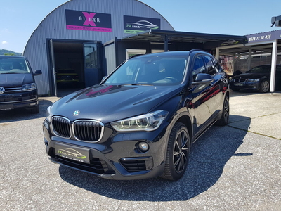 BMW X1 sDrive18d Sport Line Aut // LED / Navi / PDC //