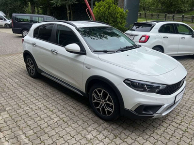 Fiat Tipo 5-Türer MY23 Cross Hybrid 130 eDCT7