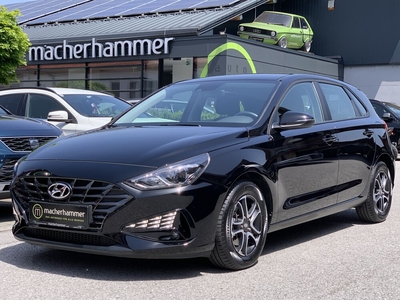 Hyundai i30 i Line Plus AUT. *SHZG*8 fach*Spurassist*PDC*