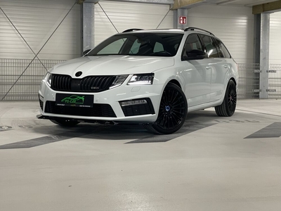 Skoda Octavia RS 4x4**DSG**Standh.**Pano**