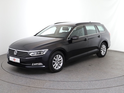 VW Passat Variant