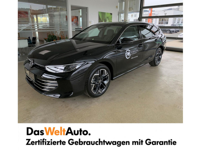 VW Passat Elegance eTSI DSG