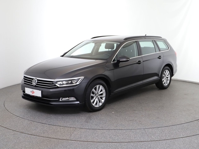 VW Passat Variant