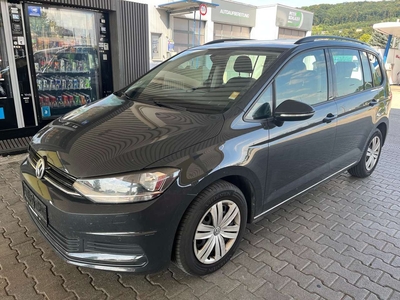 Volkswagen Touran 1,6 SCR TDI PDC-Sitzhzg.-AHK