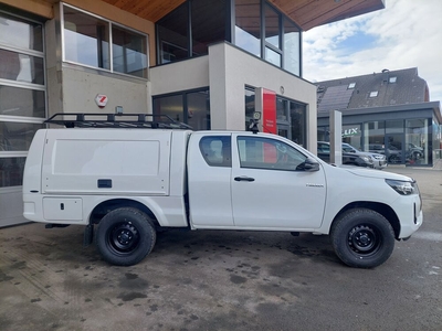 Toyota Hilux EK Country 4WD 2,4 D-4D CARRYBOY