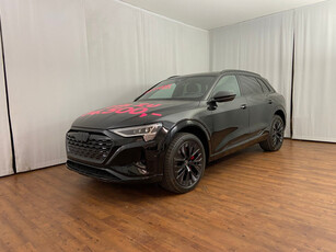 Audi Q8 50 e-tron quattro business