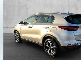 KIA SPORTAGE 1,6 DIESEL *Silber*