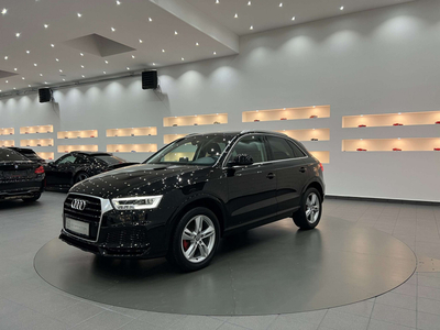 Audi Q3 S-Line sport quattro (8UG)