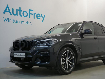 BMW X3 xDrive30e