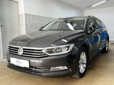 VW Passat Comfortline ''LED/HSW-Navi-Kamera-Tempo-Alu''