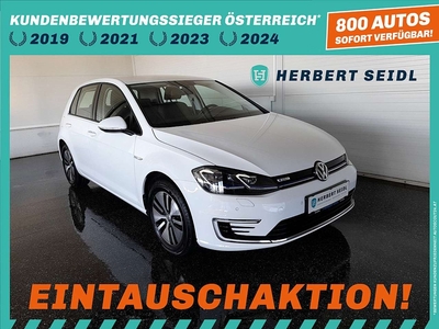 Volkswagen e-Golf VII 35,8kWh *LED / NAVI / 35,8 kWh / SHZG / PDC...