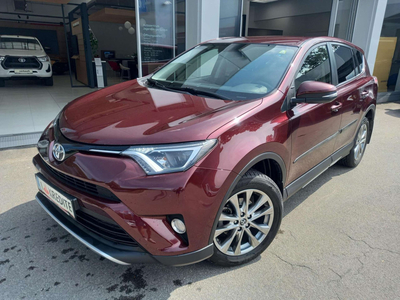 Toyota RAV4 2,0 D-4D Active 2WD AKTION nur 199,--*