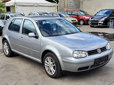 VW Golf Basis