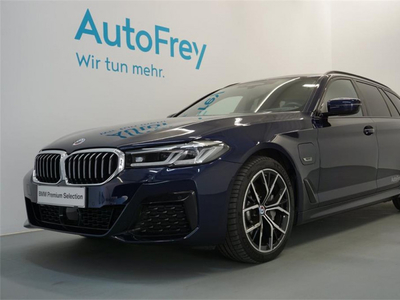 BMW 5er Gebrauchtwagen, Elektro/Benzin (Hybrid), Blau, Salzburg, ID 781373