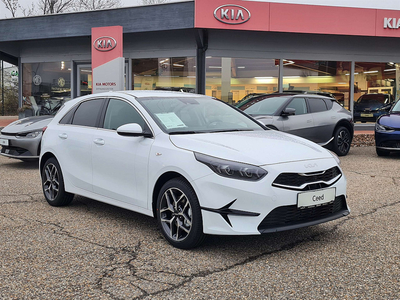 KIA Ceed 1,0 TGDI Silber P2