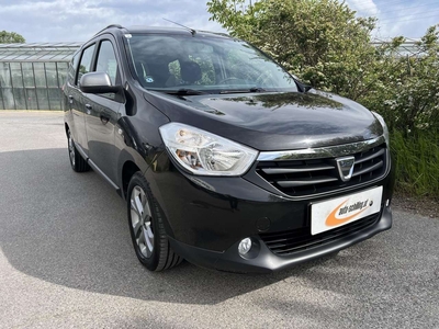 Dacia Lodgy 1.5 dCi 90 Navi Einparkhilfe Tempomat Klima