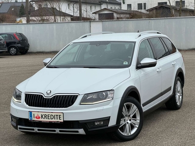 Skoda Octavia Scout*4x4*DSG*Allrad-Kredit*Xenon*AHK*PDC*Navi*Top