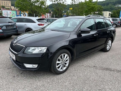 Skoda Octavia Combi 2,0 Ambition TDI Green tec Navi-PDC