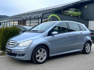 Mercedes-Benz B 170 SPORT*AUT*KLIMA*AHK*TEMPOMAT*ALU*WINTERRÄDE*