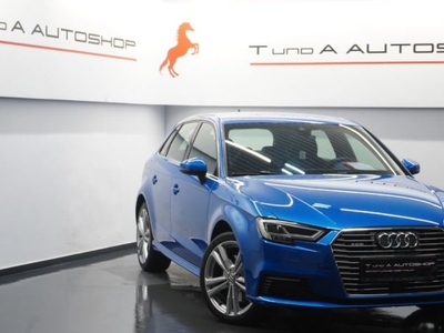 Audi A3 Gebrauchtwagen, Elektro/Benzin (Hybrid), Blau, Vorarlberg, ID 1190958