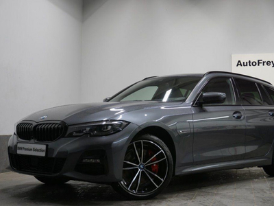 BMW 330e xDrive