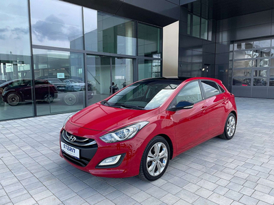 Hyundai i30 1,6 CRDi Go Plus*PANORAMADACH*Kupplung Neu