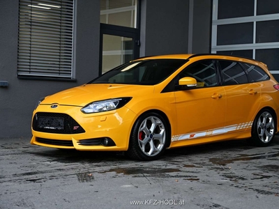 Ford Focus 2.0 EcoBoost ST