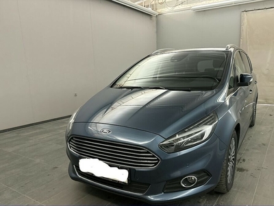 Ford S-MAX Titanium - LED - 7 Sitze