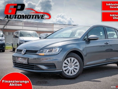 VW Golf 1.6 TDI NAVI PDC KAMERA