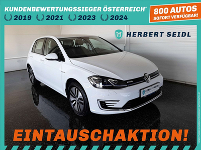 VW Golf VII 35,8kWh *LED / NAVI / 35,8 kWh / SHZG / PDC...