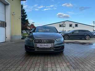 Audi A3 SB 2,0 TFSI quattro S-tronic