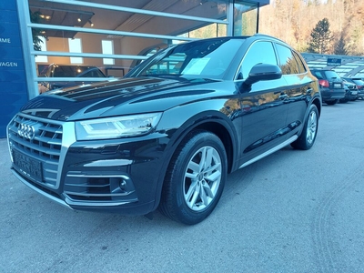 Audi Q5 3,0 TDi Quattro .Vollausstattung AHK, Leder !!