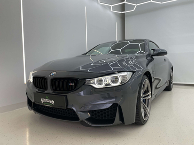 BMW M4 Basis