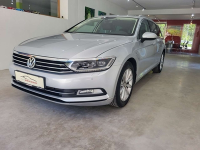 Volkswagen Passat Variant Highline 2,0 TDI SCR DSG *3 Jahre Garantie