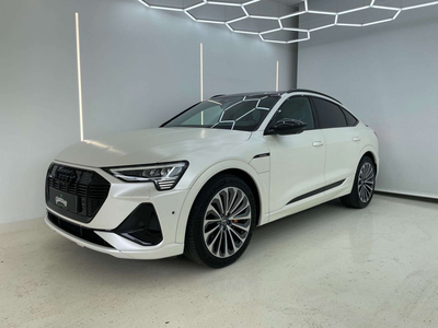 Audi e-tron 55 quattro *S-line*Bang&Olufsen*360°KAM...