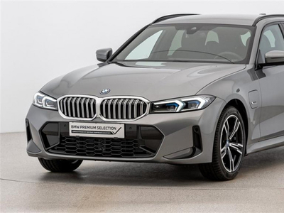 BMW 330e xDrive