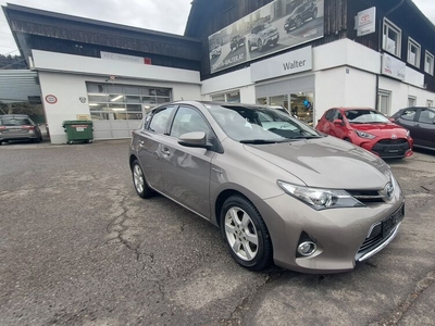 Toyota Auris 1,8 VVT-i Hybrid Active