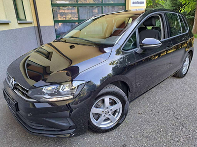 VW Golf Sportsvan 1.6TDI NAVI ALU KLIMA PDC 4xFH LED