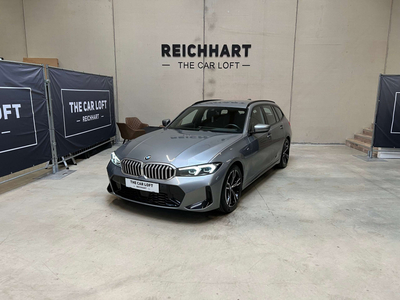 BMW 320 d Touring G21 M-SPORT Curved Display