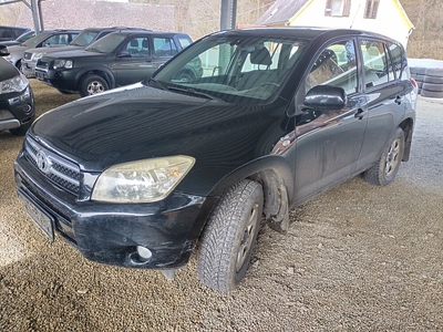 Toyota RAV4 2,2 D-4D 135 DPF 4WD Elegance