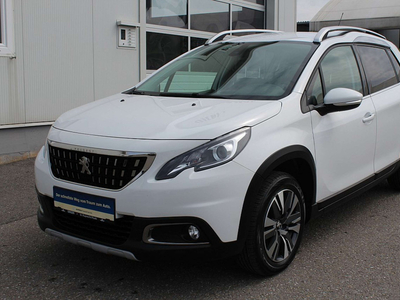 Peugeot 2008 PureTech 110 S&S Allure 6-Gang-Manuell NSW 16''...