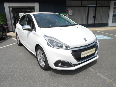 Peugeot 208 Style 1,6 BlueHDi 100 S&S *AUT.KLIMA+SHZ+EPH*